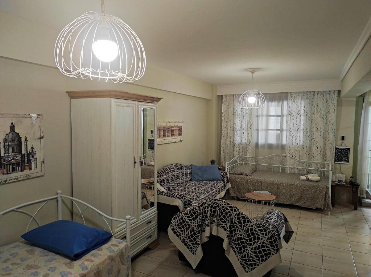 Néa Péramos Retro Beach House מראה חיצוני תמונה