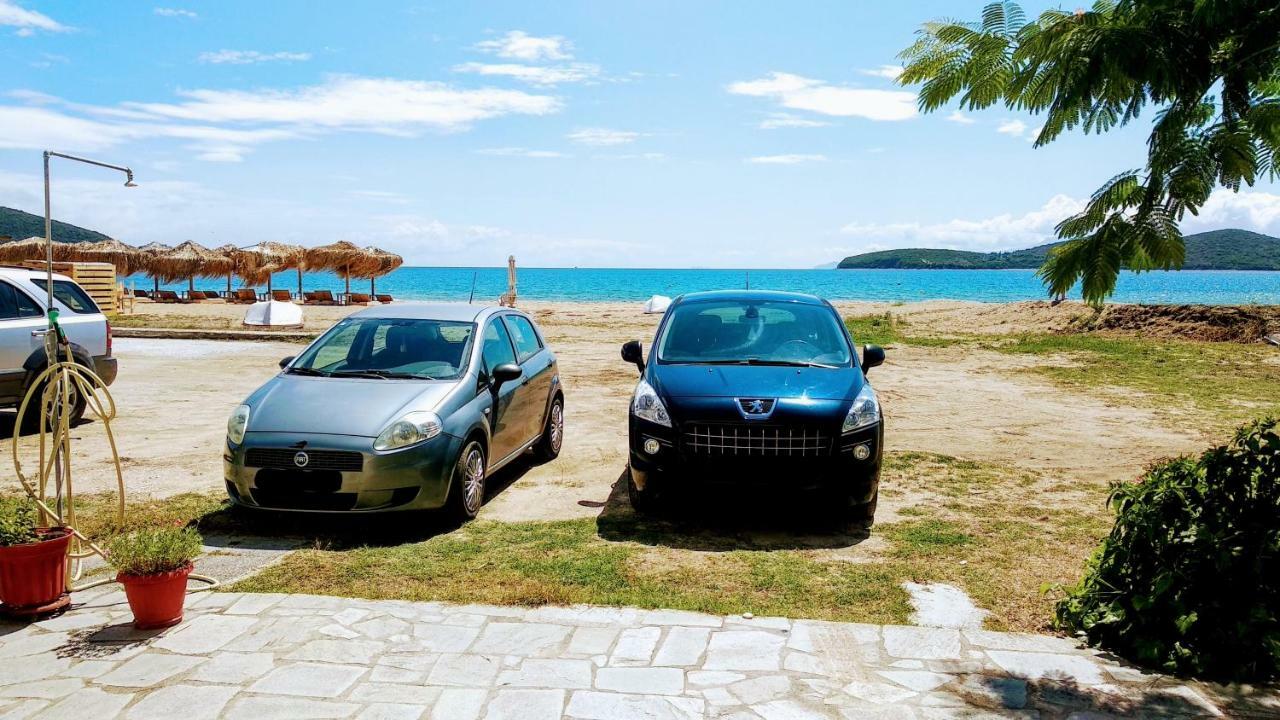 Néa Péramos Retro Beach House מראה חיצוני תמונה